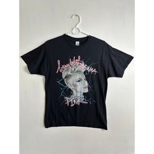 Fantasy Activewear Tee‎ Shirt Women's Medium Beautiful Trauma World Tour 2018